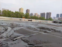 國朗裝備河道清淤設(shè)備在山西運(yùn)行